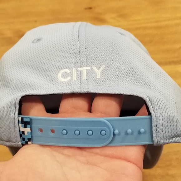 Manchester City FC Soccer Football Hat Cap Snapback Fan Ink One Size Blue - Picture 11 of 11